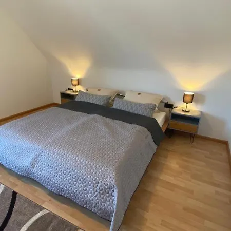 Schoene Mit Viel Platz Und Parkplatz Mullheim (Baden-Wurttemberg)